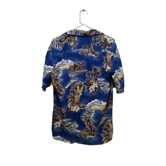 Hilo Hattie Hawaiian Original Blue Tropical Floral Button-Down Shirt Size S - Picture 2 of 3